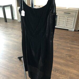KAMISATO BLACK DRESS SIZE 4
